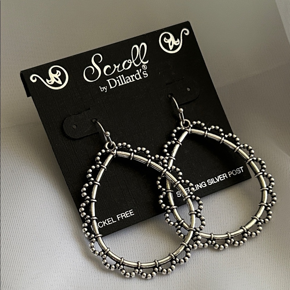 Silver Teardrop Earrings